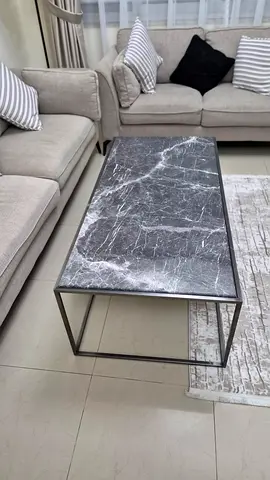 Black and beige heavy duty marble coffe table for sale aed 199