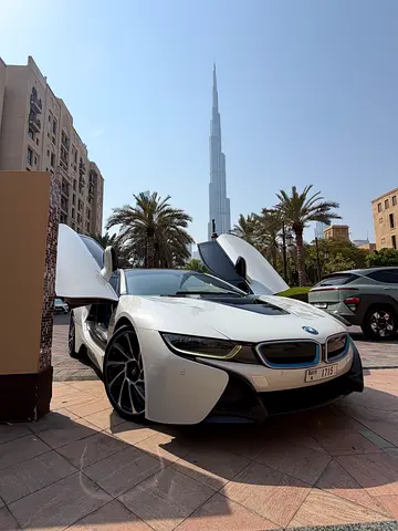 Stunning 2015 BMW i8 Coupe | GCC Specs | Pristine Condition
