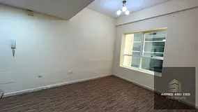 One bedroom, large living room, American-style kitchen, bathroom, high-end finishing, payment facili