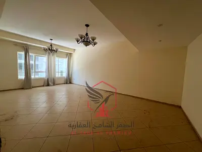 Largest 2 bedroom apartment with city views two months free free gym and pool built in wardrobes all master bedrooms and room distributor