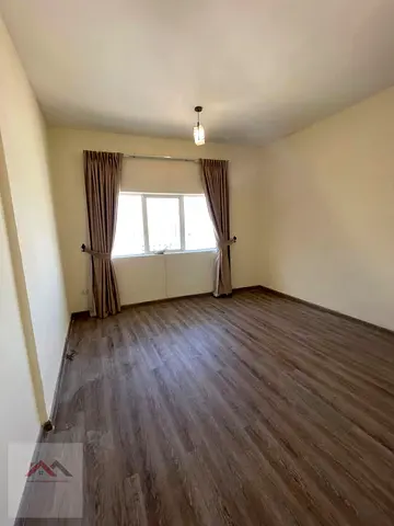 1 BR With Balcony Best For Family Sharnig and Staff accomodation
