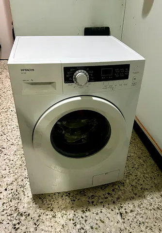 Washing machine- Hitachi 7kg front load