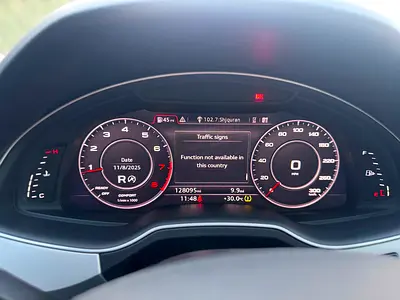 2018 AUDI Q7 — миниатюра 11