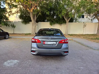 2019 Nissan SENTRA photo 4