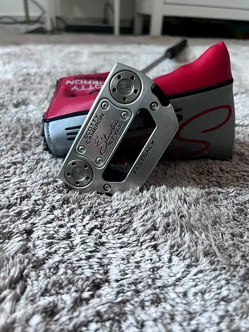 Scotty Cameron Studio Style Fastback long Design 38”