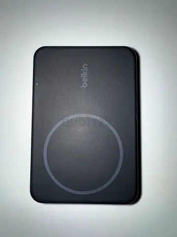 Belkin BoostCharge 5000mAh Slim Magnetic wireless Power Bank with USB C Port - Black