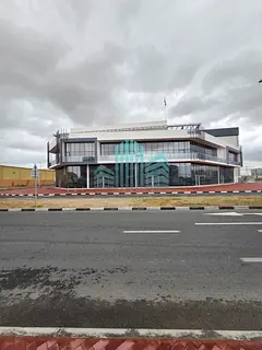 BRAND NEW ROAD FACING | READY TO USE | HIGH VISIBILITY