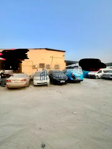 للبيع | شبرتان مميزتان بعدادين كهرباء منفصلين