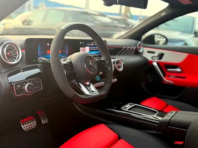 Mercedes-Benz A-Class A 35 AMG 4MATIC, миниатюра 8