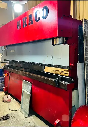 Kitchen cabinet factory for sale