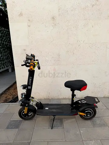 CRONY Scooter