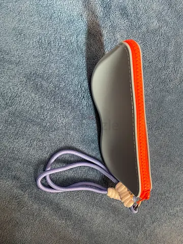 Sturdy zip-up glasses/sunglasses case with wrist strap - light grey & orange