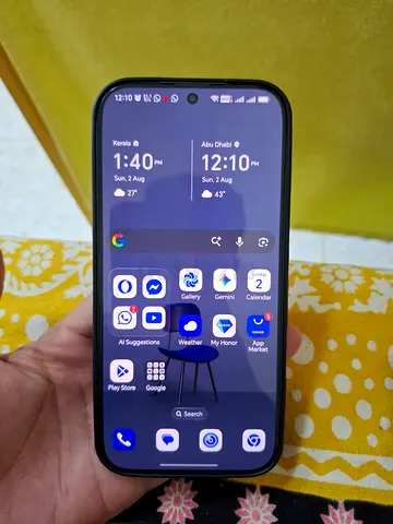 Honor 600  - New Mobile phone with box peice only one month old,Bill is with the box