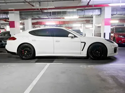 2014 Porsche PANAMERA 缩略图 4