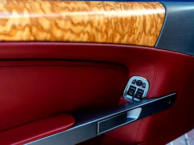2010 Aston Martin DB9 照片 13