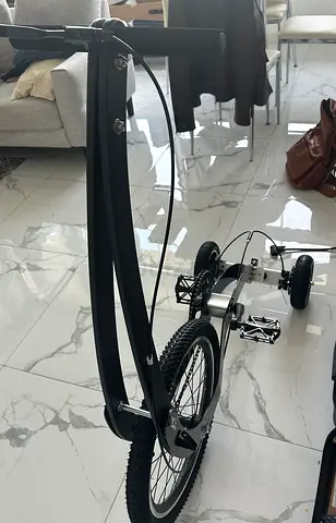 Standing bike adult with large pneumatic wheels