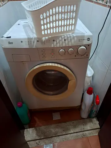 Washing machine 100 dirham