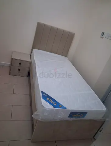 Brand new single size bed with medical mattress good Quality single bed