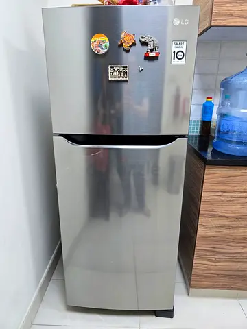 LG Silver Top-Freezer Refrigerator - 2 Doors, Excellent Working Condition
