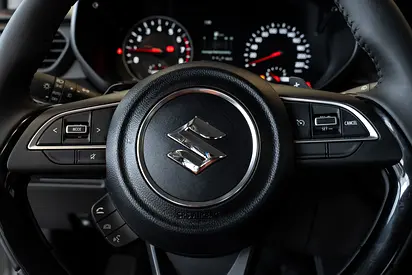 Suzuki Swift GLX, миниатюра 8
