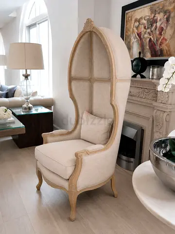 Rustic Oak Porter Chair