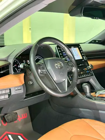 2021 Toyota AVALON — фото 10