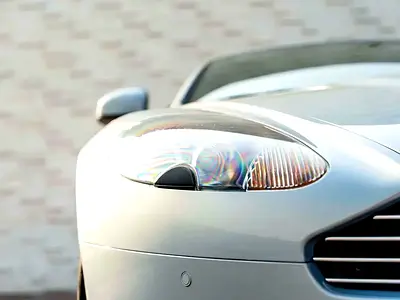 2010 Aston Martin DB9 照片 4
