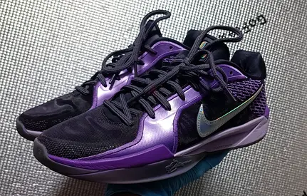 NIKE SABRINA 2 CAVE PURPLE/ 9US - USED