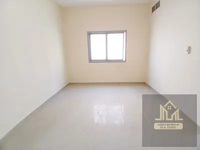 spacious studio ready to move\ neat and clean\\ prime location near safari mall