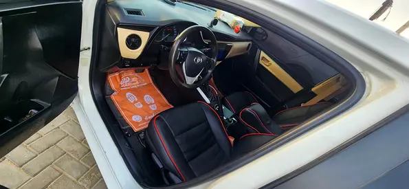 صورة 8 لـ 2017 Toyota COROLLA