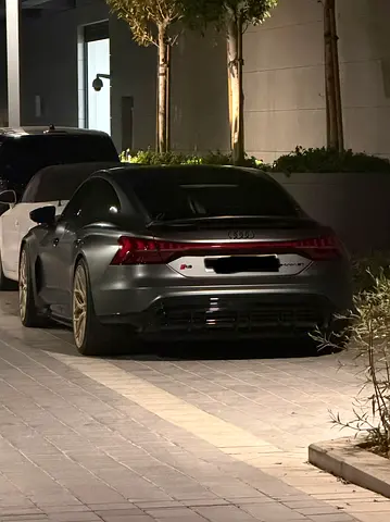 2021 AUDI RS E-TRON GT 照片 6