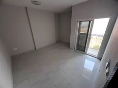 Second tenant, separate living room, balcony with open view, 2 bathrooms, central air conditioning,