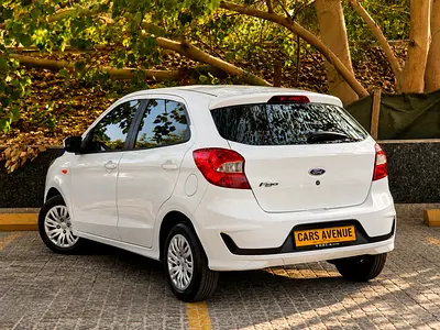 2019 FORD FIGO 照片 8