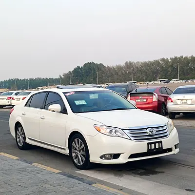 Toyota Avalon Limited 2011 | GCC Specs | Full Option