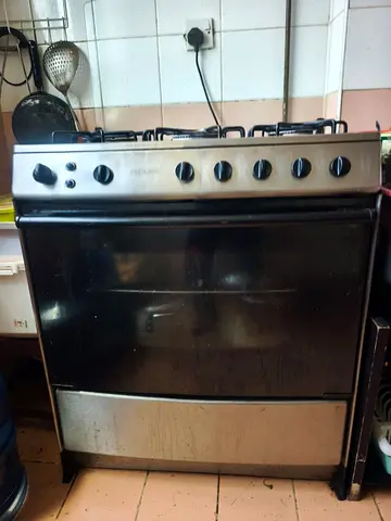 5 Burner Gas Cooker