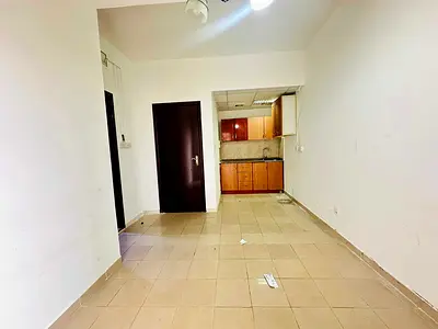 CALL NOW FOR OFFER. CLOSE TO SCHOOL. FOR FAMILY ONLY