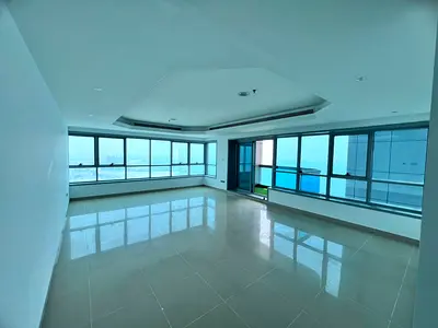 Residence Towers - Gym - Swimming Pool - Free Parking - Master Bedroom with 2 Bathrooms and Balcony with Sea View - Laundry Room - Built-in Wardrobes
