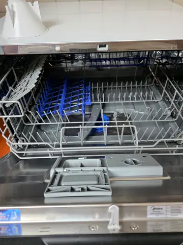 MIdea counter top dishwasher, 6 place setting, auto open drying, touch control, 1 Level Rack Loading