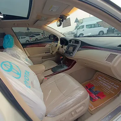 صورة 9 لـ 2011 Toyota AVALON