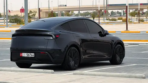 صورة 6 لـ 2025 Tesla MODEL Y