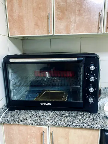 Crown countertop electric oven - good working condition
