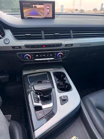 2018 AUDI Q7 — миниатюра 10