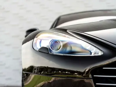 صورة 4 لـ 2017 Aston Martin RAPIDE