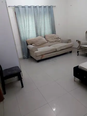 Spacious private room in Garhoud