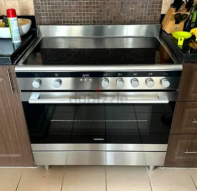 Siemens Electric cooker 5 Burner 90 cm freestanding good working
