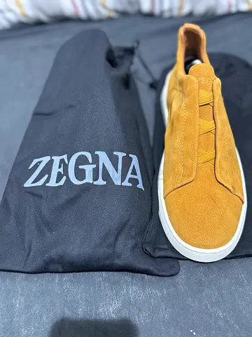 Men’s shoes