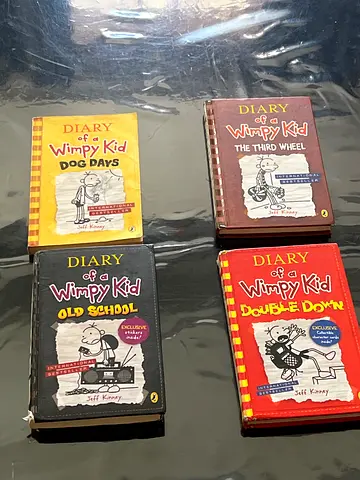 4 wimpy kid books