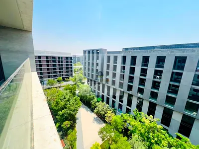BRAND NEW LUXURY MASSIVE SIZE APARTMENT WITH ESSENTIAL APPLIANCES PERFECT FOR FAMILIES