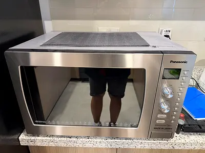 Panasonic stainless steel countertop microwave - good working condition