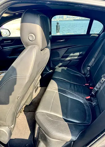 صورة مصغرة 12 لـ 2016 Jaguar XE